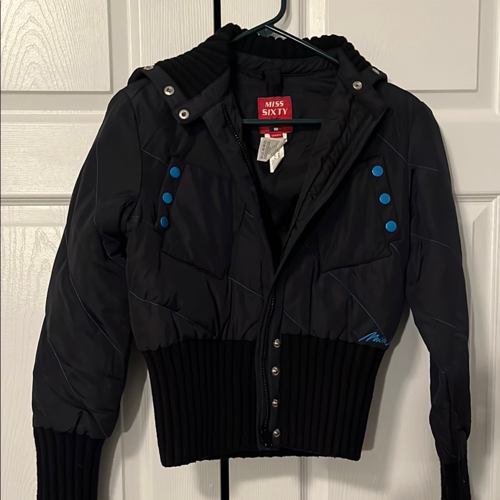 Miss Sixty Circa 2000 puffer jacket. Black with blue buttons and blue threading.